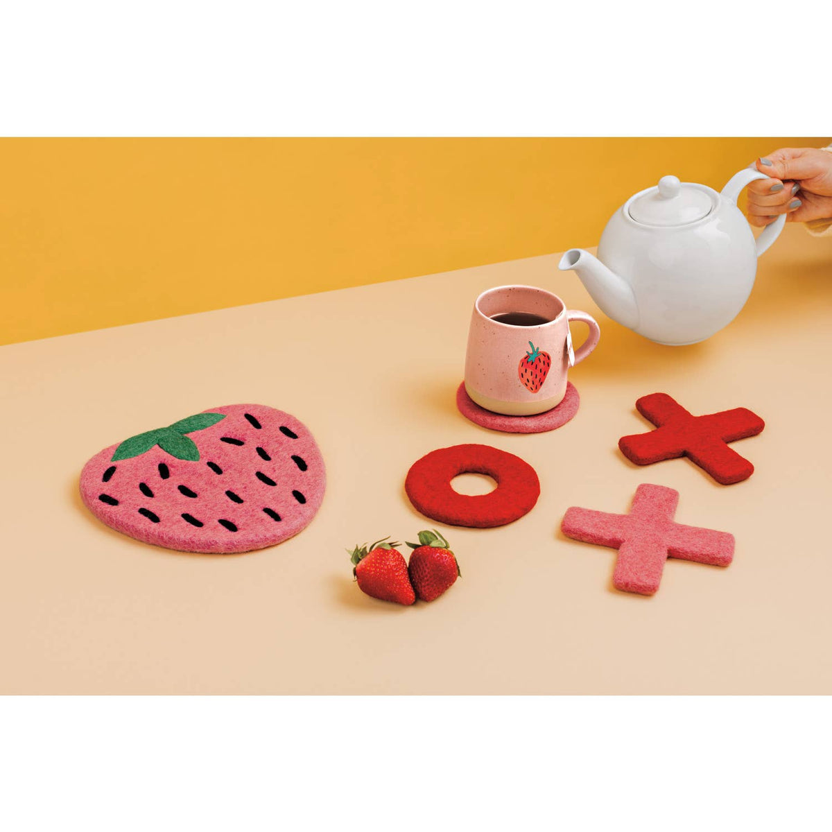 Berry Sweet Mug 12 oz