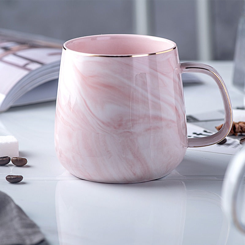 Porcelain Gold-Rimmed Coffee Tea Mug 12 oz