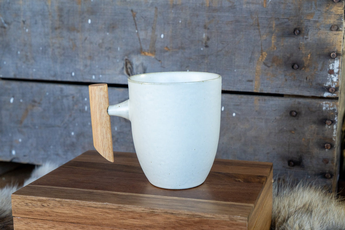 Minimalist Curved Ceramic Mug with Wooden Handle