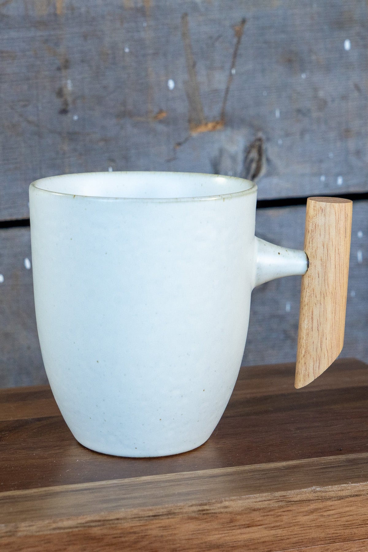Minimalist Curved Ceramic Mug with Wooden Handle