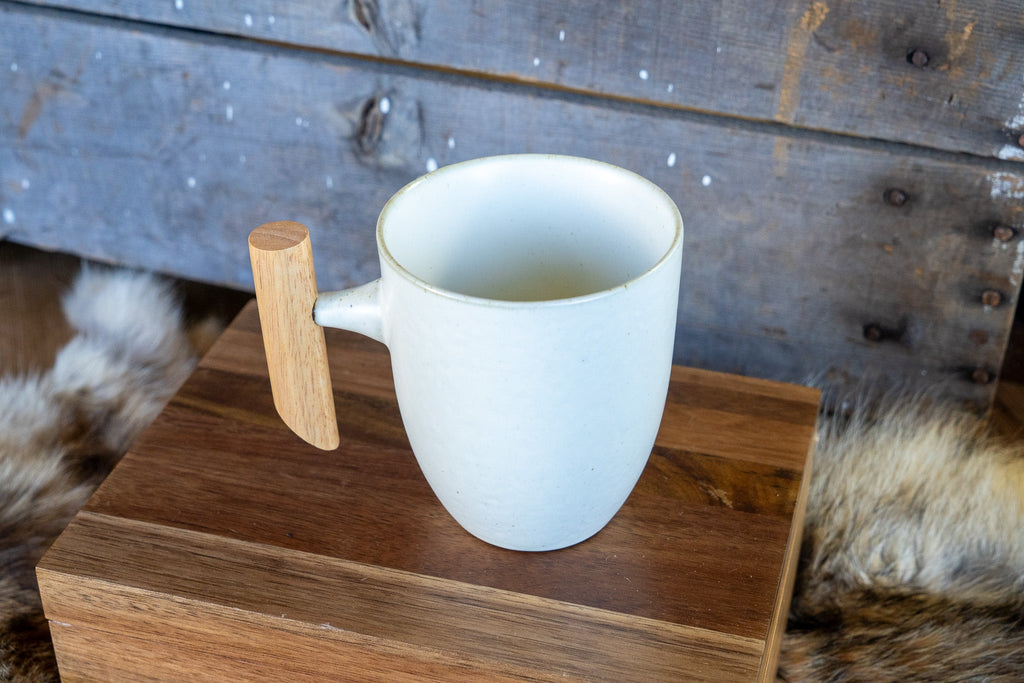 Minimalist Curved Ceramic Mug with Wooden Handle