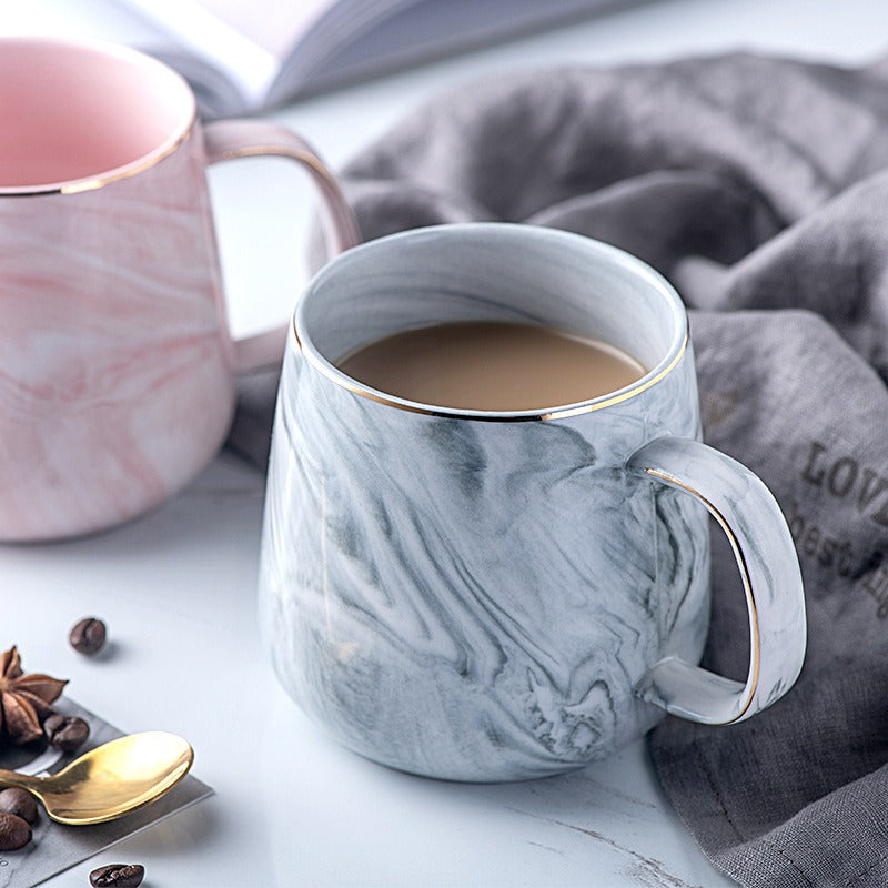 Porcelain Gold-Rimmed Coffee Tea Mug 12 oz