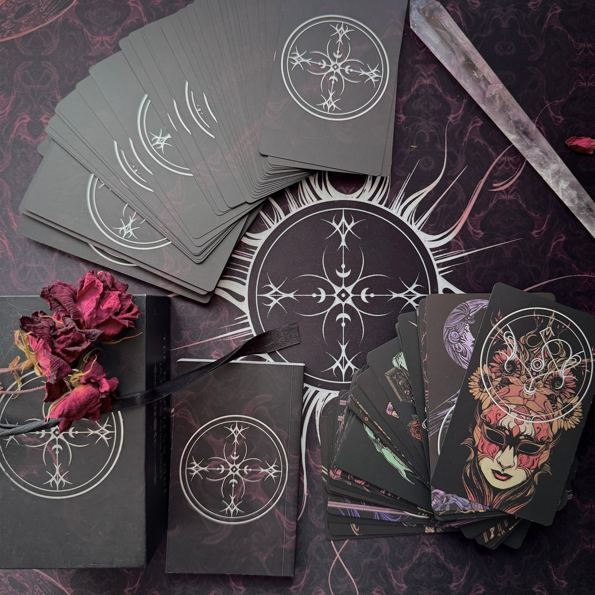 The Nameless One Tarot & Oracle Deck – Witchy Spiritual Divination Deck & Guidebook
