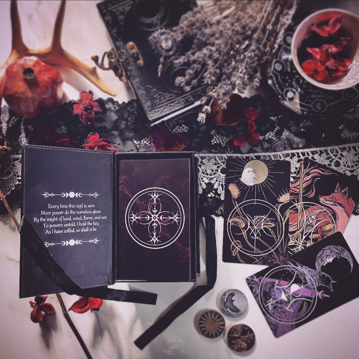 The Nameless One Tarot & Oracle Deck – Witchy Spiritual Divination Deck & Guidebook
