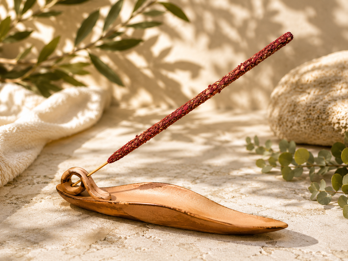 Leaf Incense Holder – Decorative Botanical Incense Stick & Cone Burner for Altar & Home Decor